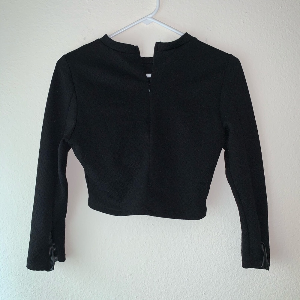 For Sienna - Zip Chest Long Sleeve Crop Top